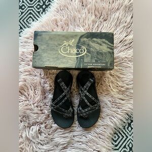 NWT Zong x Ecotread Women’s Chaco Size 5